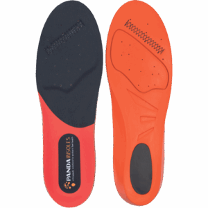 Vložek PANDA Pete se udarjajo po petah